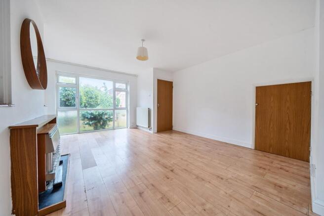 Sitting/Dining Room