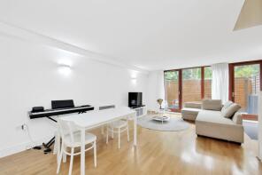 Flat 11, 15 Naylor Building East, Adler Street, London E1 1HD