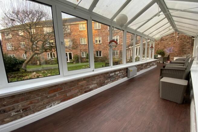 Atrium/Sitting Area 