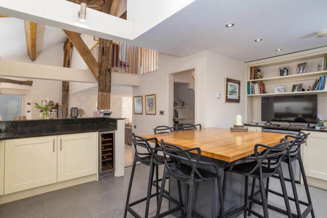 4 bed Barn Conversion for sale Image 6