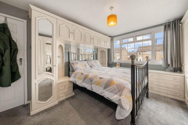3 bed Semi-Detached for sale Image 10