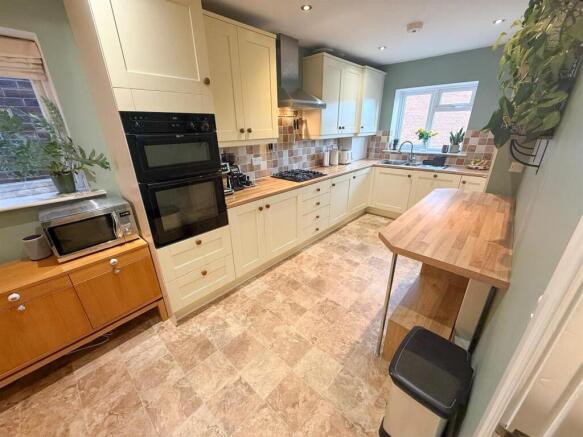 Open Plan Kitchen Diner