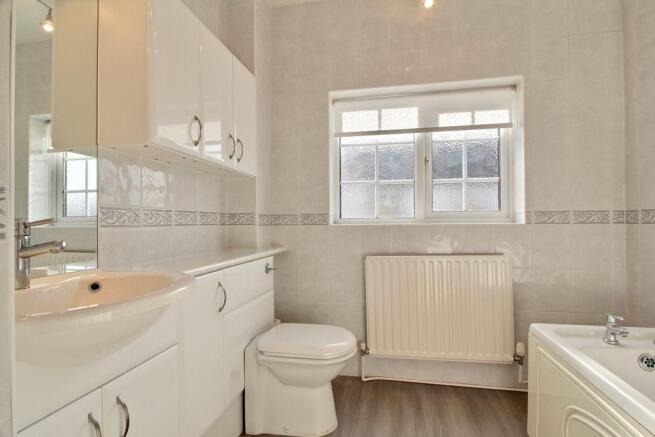 Bathroom (Reverse View)