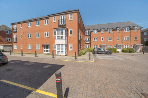 Consort Mews, Knowle, Fareham, Hampshire, PO17