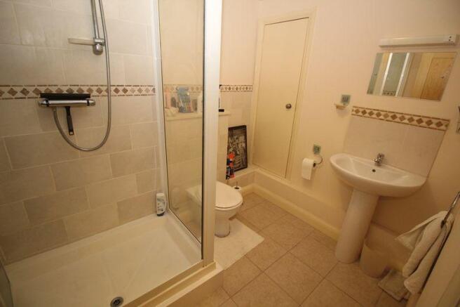 En Suite Showe...