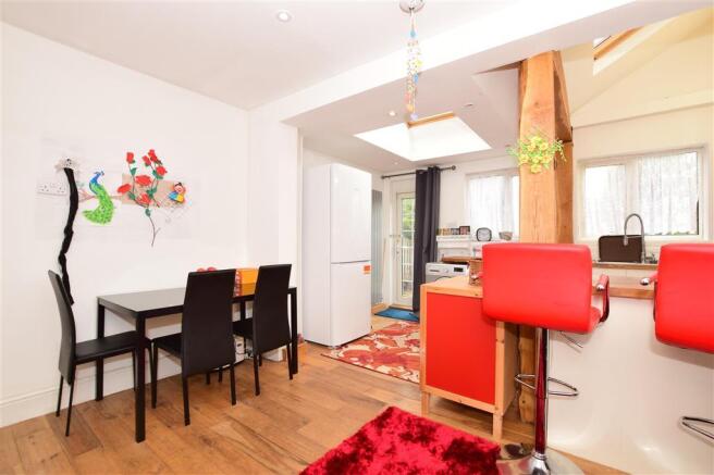 Kitchen/Dining Area