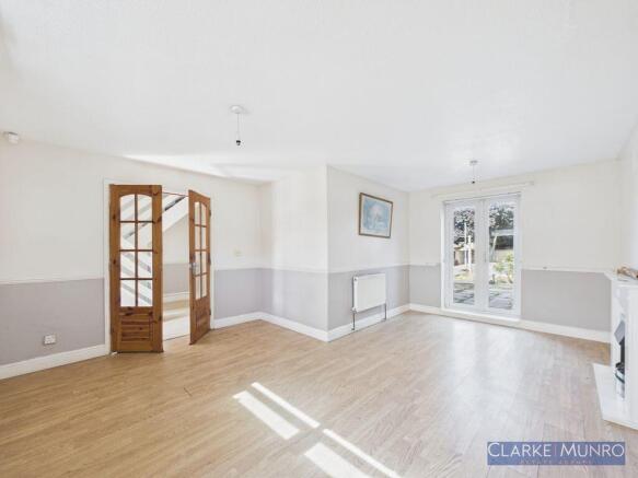 3 bed Semi-Detached for sale Image 4