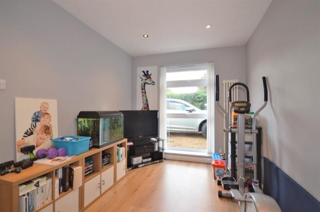 Photo 9