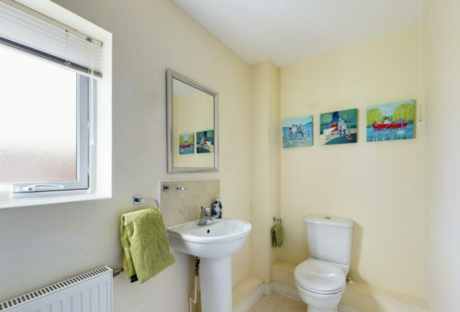 En-suite Bathroom