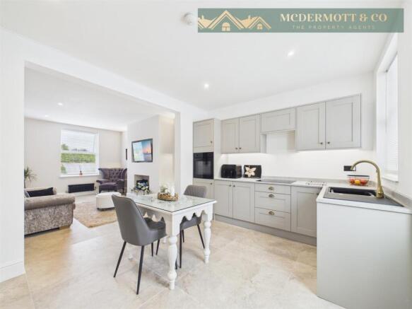 Dining/Kitchen