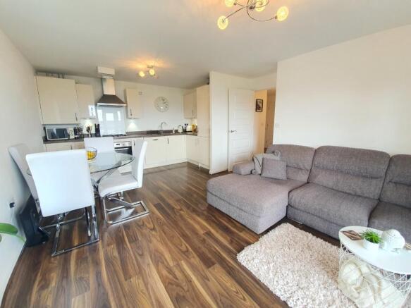 Living Room/Kitchen