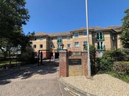 Flat 35, Swannery Court, Commercial Road, Weymouth DT4 7TY
