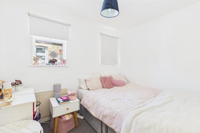 Streatham High Road, Streatham, SW16 photo 5