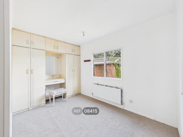 2 bed Flat to rent Image 5