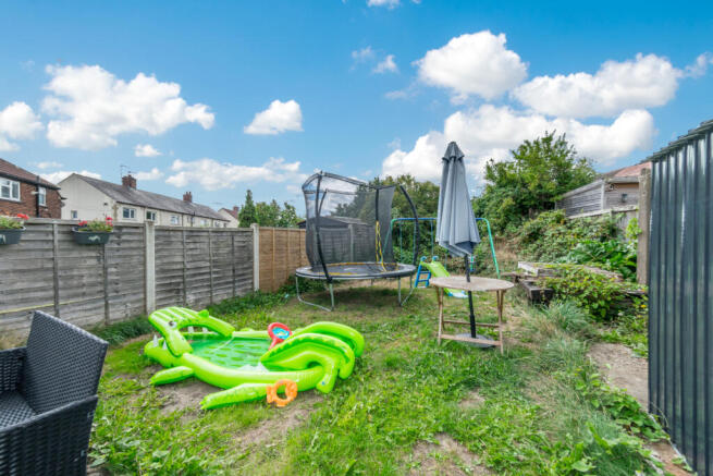 2 bed Semi-Detached for sale Image 10