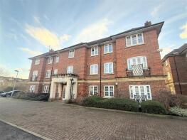 Flat 4, 1 Juliet Court, Marchant Close, Mill Hill, London NW7 2GA