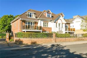 15, 64 Park Gate, Whitefield Road, New Milton BH25 6DH