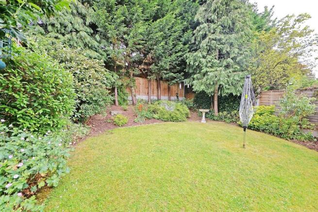 GARDEN 4.jpg