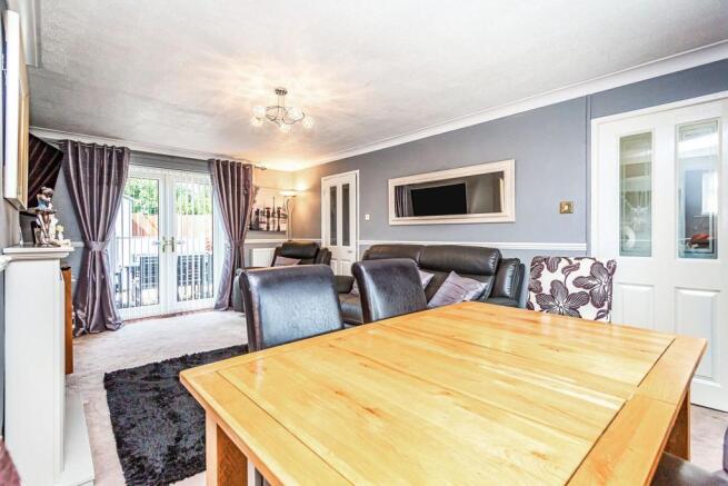 Lounge/Dining Room