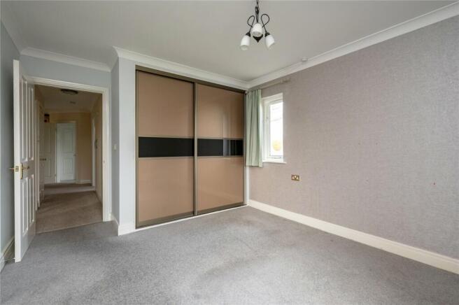 2 bed Link Detached House for sale Image 11