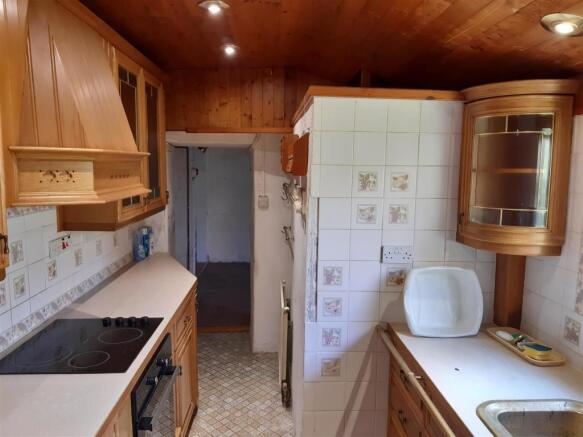 KITCHEN - L Shaped