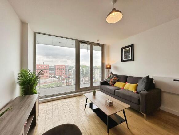 1 bed Apartment to rent Image 4