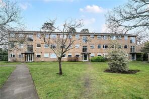 13, Oakdene Court, Walton-on-thames KT12 1PD