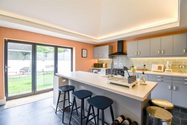 Kitchen / Breakfast