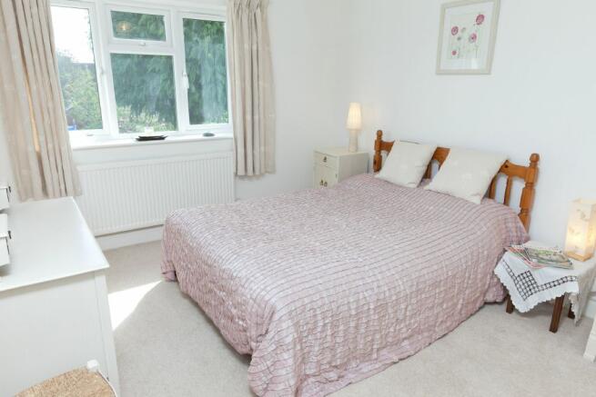 BEDROOM 2