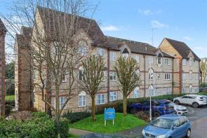 Flat 2, Greenwich Court, Parkside, Waltham Cross EN8 7TJ