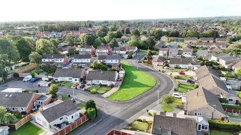 Dale Close, Liverpool, L31