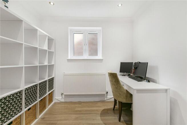 Bedroom/Study