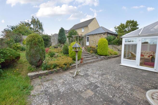 2 bed Detached Bungalow to rent Image 9
