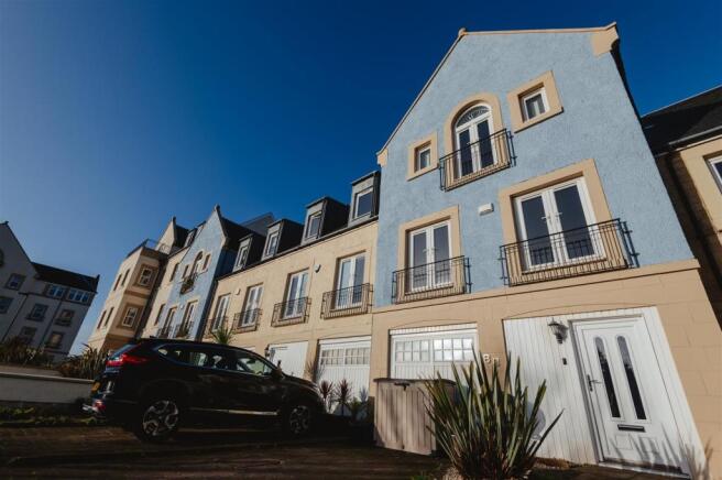 88Harbourside-64.jpg