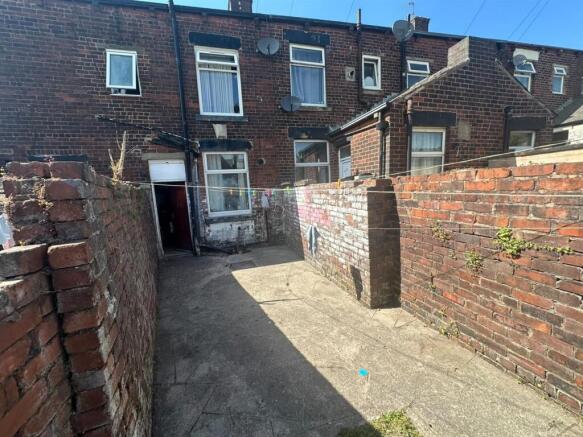 2 bed Terraced for sale Image 10