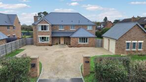 Rowan House, Meadow View, Wainlode Lane, Norton, Gloucester GL2 9RH