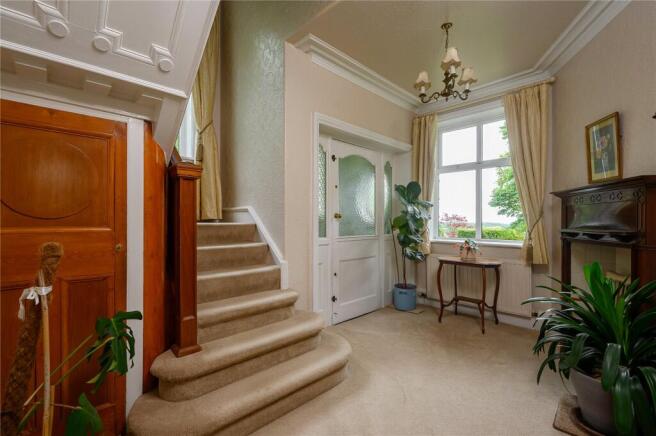 7 bed Detached for sale Image 8