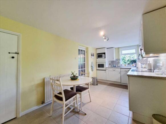 Kitchen Diner:
