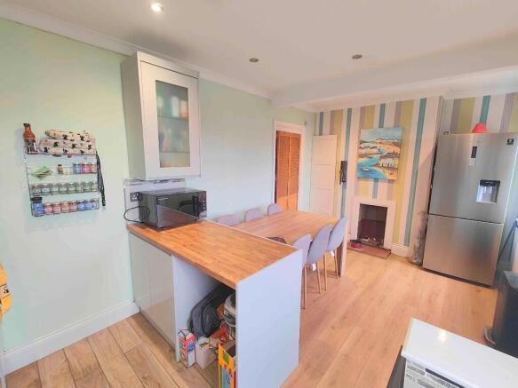 3 bed End of Terrace for sale Image 8