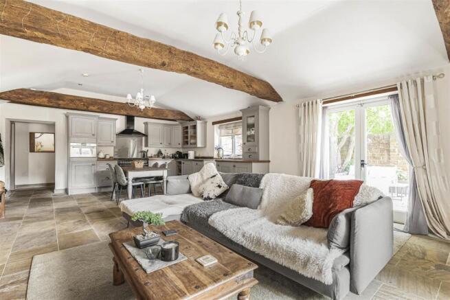 The Old Bull Pen, Milton Malsor