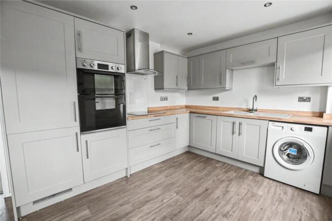 Giffard Drive, Welland, Malvern, Worcestershire, WR13 photo 4