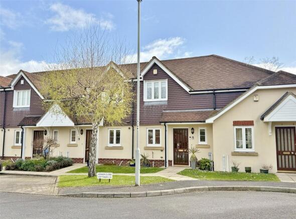 2-bed terraced on Jenner Close, Verwood, Dorset, BH31, £270,000