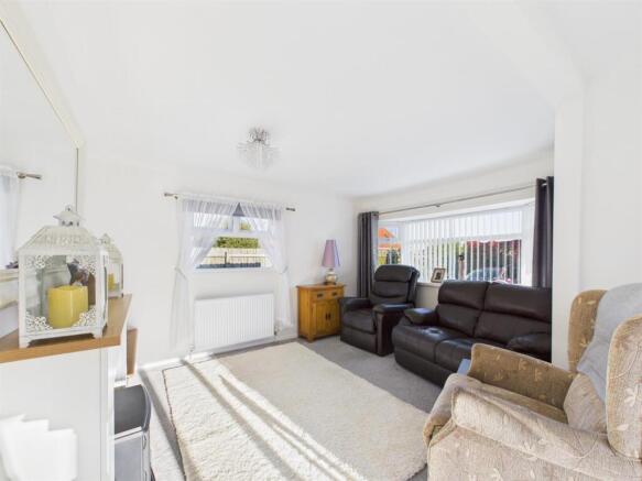 Reception Room/Dining Area