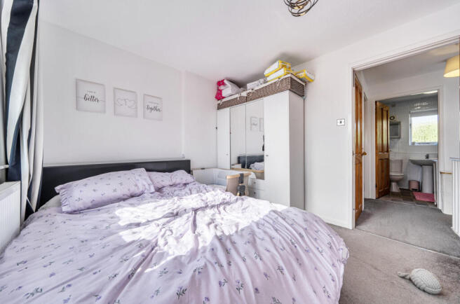 2 bed Semi-Detached for sale Image 11