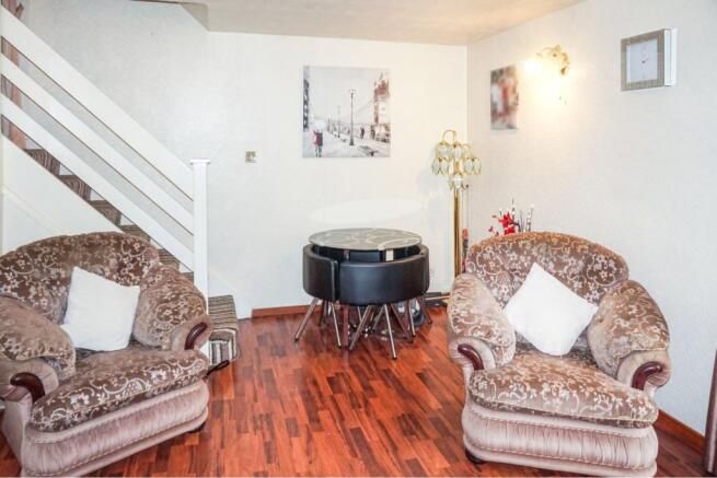 Lounge/Dining Room