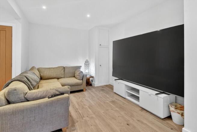 2 bed Bungalow for sale Image 5