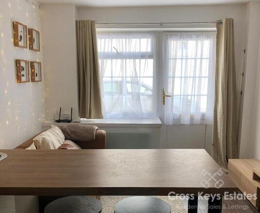 Sitting Room/Kitchen