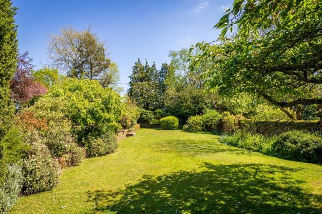 Rear lawn 2.jpg