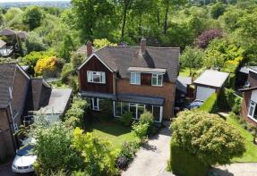 9, Hardinge Avenue, Southborough, Tunbridge Wells TN4 0TU
