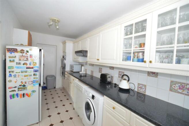 1 Villiers Avenue kit.JPG